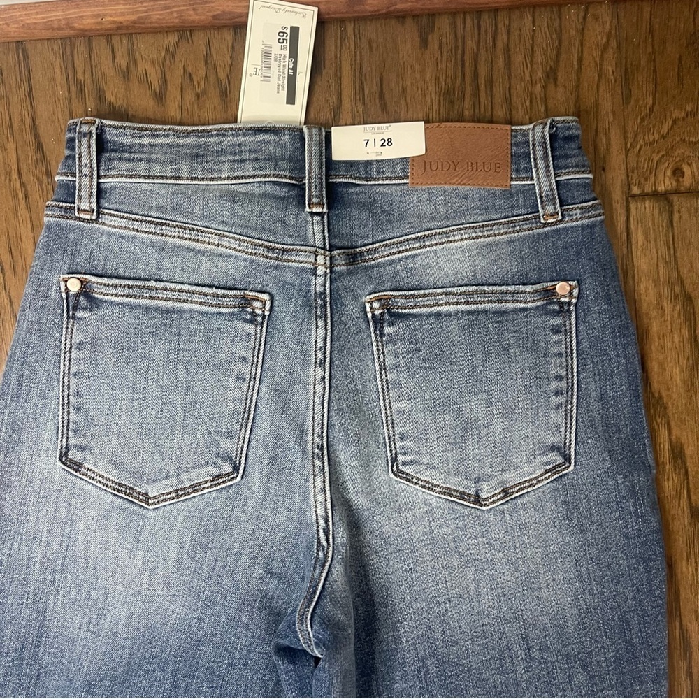 Judy Blue Kaylee High Waist Distressed Dad Jeans NWT Size 7/28 - Picture 9 of 15